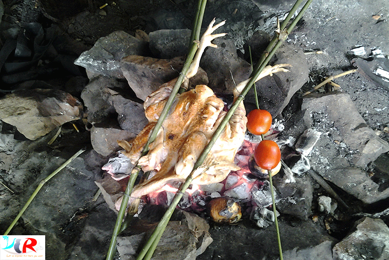 Mui-ne-to-central-highland-to-hoi-an-in-7-days-BBQ-chicken