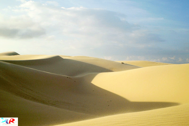 mui-ne-to-central-highland-to-hoi-an-in-7-days-white-sand-dune
